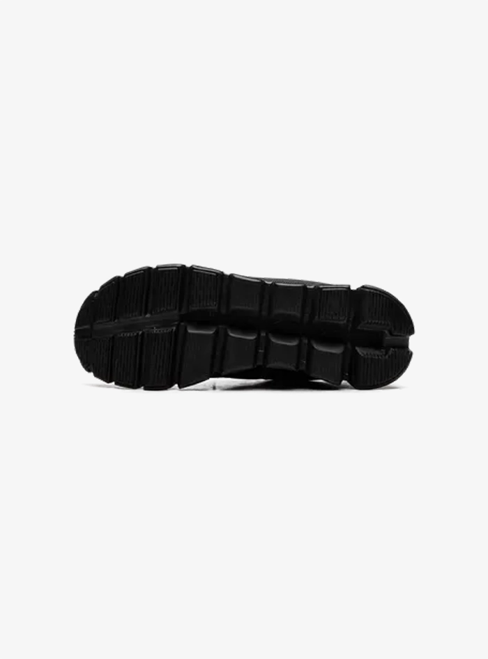 On Running Cloud 5 All Black