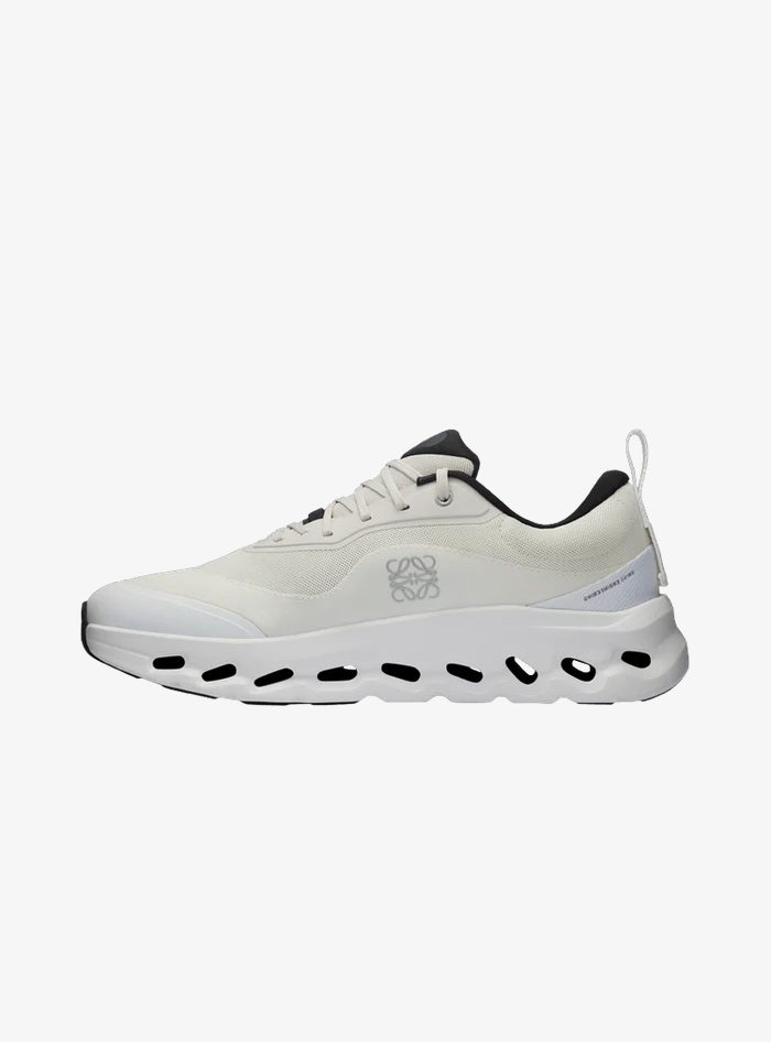 On Running Cloudtilt 2 LOEWE Sand White