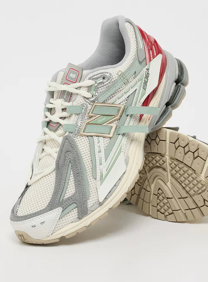 New Balance 1906A Tech Explosion Sea Salt Lone Star Grey