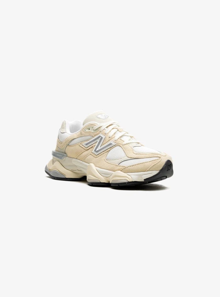 New Balance 9060 Calcium Sea Salt