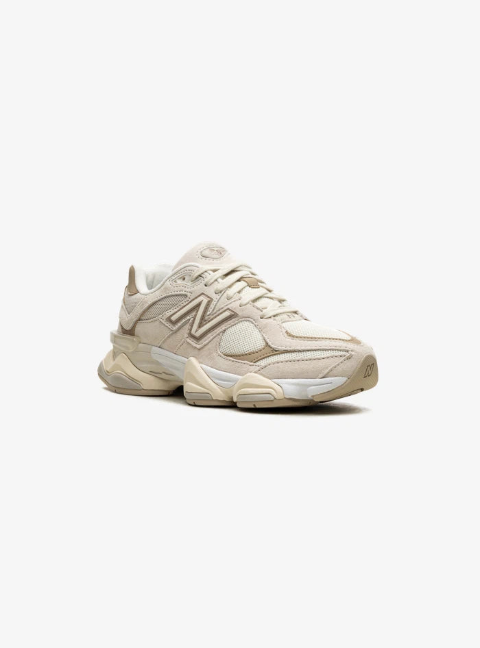 New Balance 9060 Sea Salt Brown