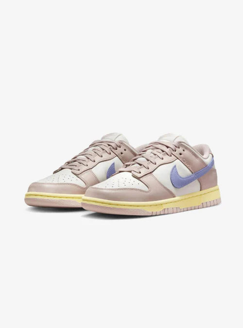 Nike Dunk Low Pink Oxford (W)