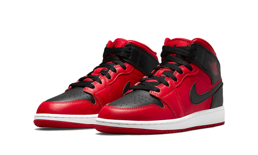 Air Jordan 1 Mid Reverse Bred