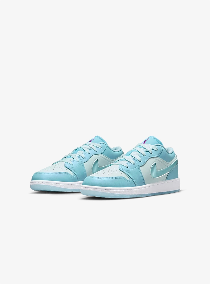 Air Jordan 1 Low SE Aquarius Blue