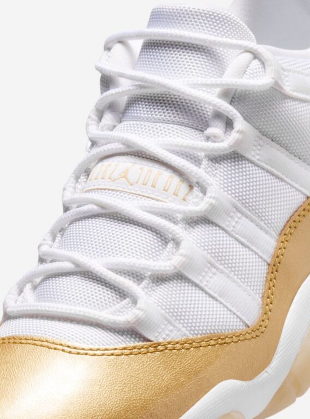 Air Jordan 11 Retro Low Mother's Day (W)