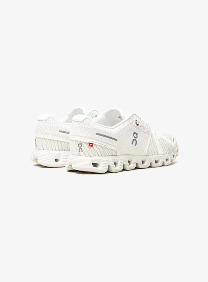 On Running Cloud 5 All White