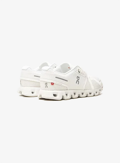On Running Cloud 5 All White