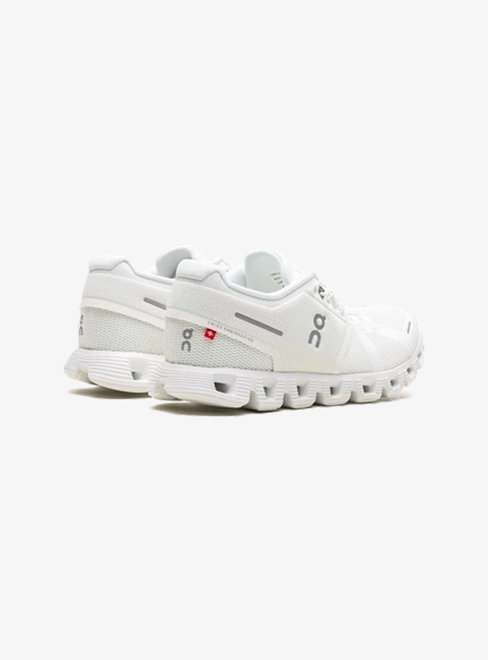 On Running Cloud 5 Undyed-White