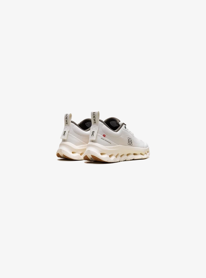 On Running Cloudtilt 2 LOEWE White Khaki