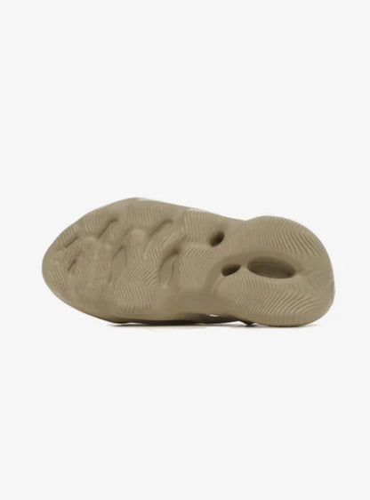 Adidas Yeezy Foam RNNR Stone Salt