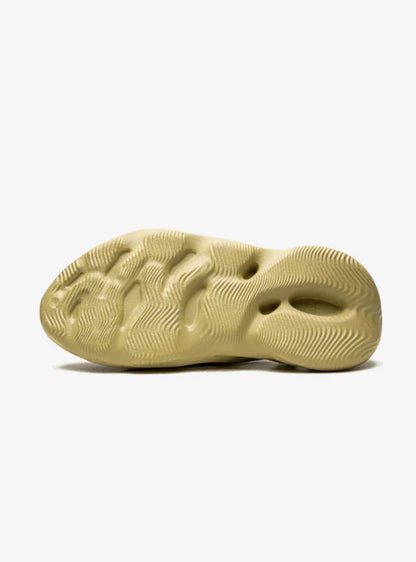 Adidas Yeezy Foam RNNR Sulfur