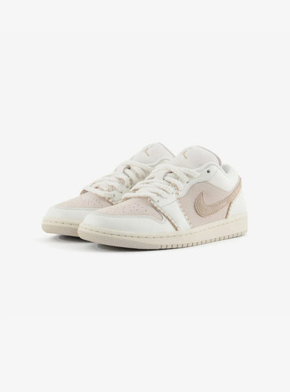 Air Jordan 1 Low SE Cozy Girl (W)