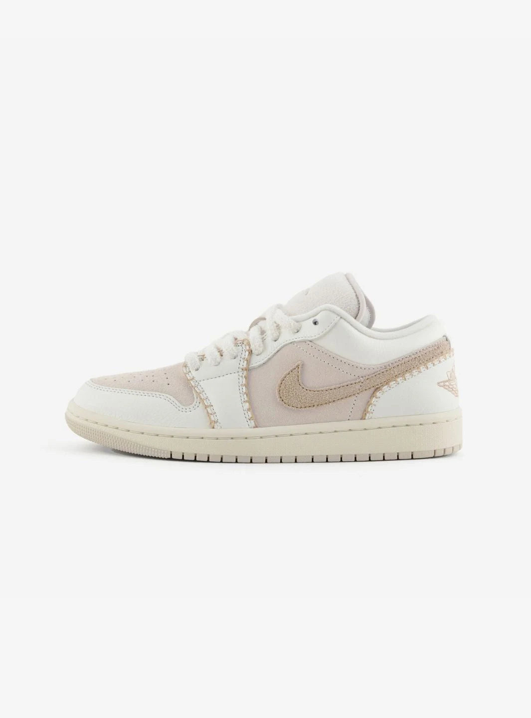 Air Jordan 1 Low SE Cozy Girl (W)