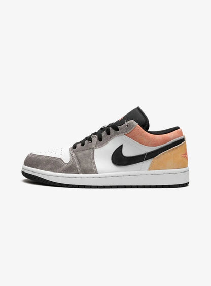 Air Jordan 1 Low SE Flight Club