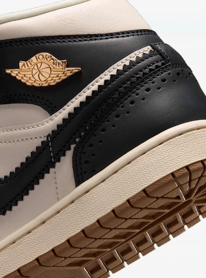 Air Jordan 1 Mid SE Off Noir Chalk (W)