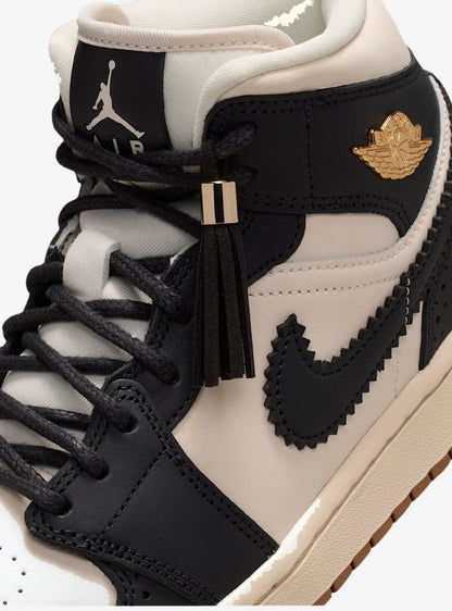 Air Jordan 1 Mid SE Off Noir Chalk (W)