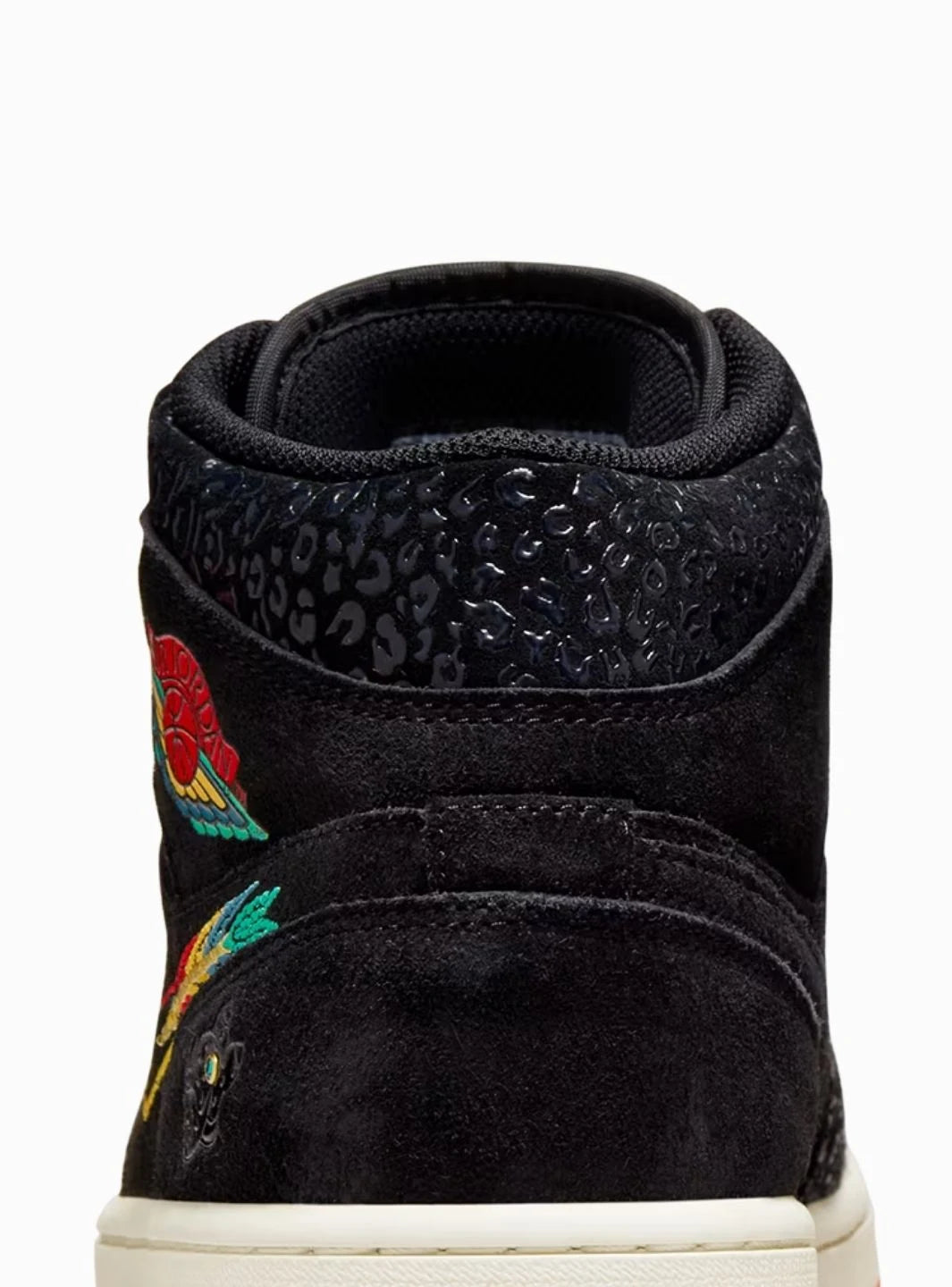 Air Jordan 1 Mid SE Siempre Familia