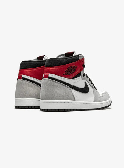 Air Jordan 1 Retro High Light Smoke Grey