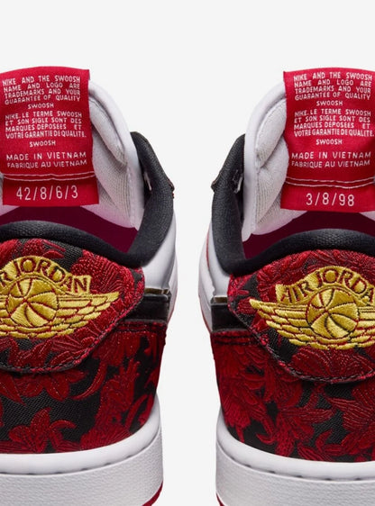 Air Jordan 1 Retro Low OG Last Dance at the Garden