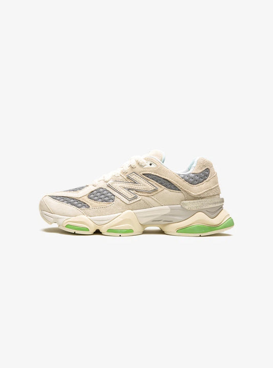 New Balance 9060 Bricks & Wood