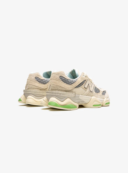 New Balance 9060 Bricks & Wood