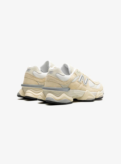 New Balance 9060 Calcium Sea Salt