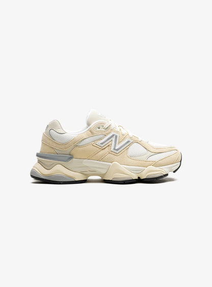 New Balance 9060 Calcium Sea Salt