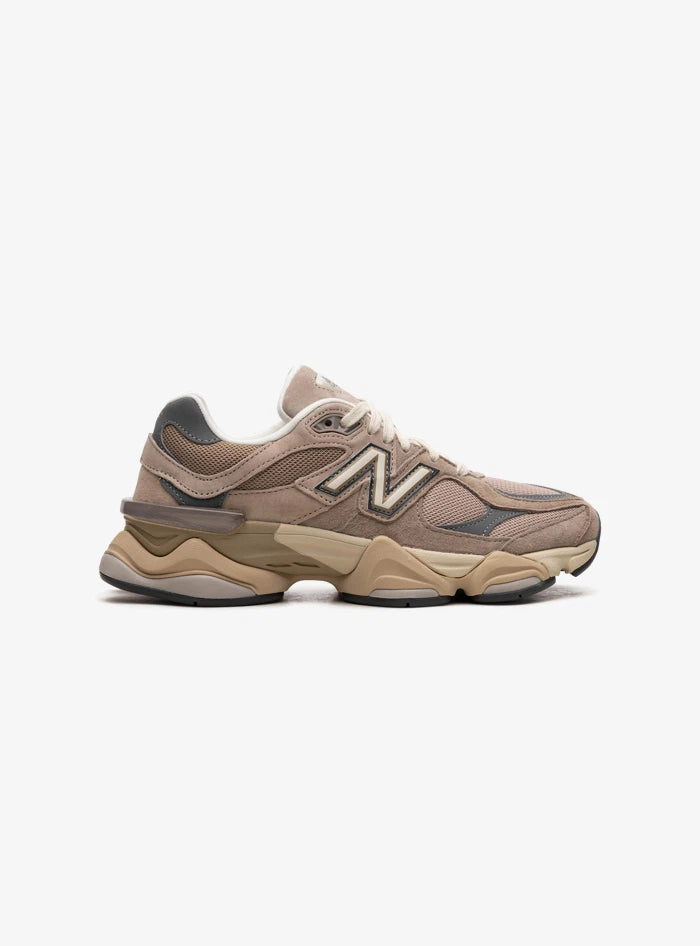 New Balance 9060 Driftwood Castlerock