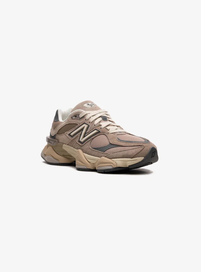 New Balance 9060 Driftwood Castlerock