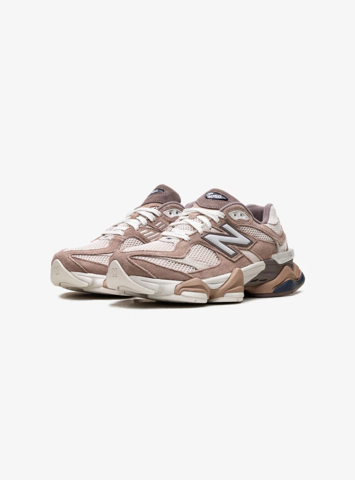 New Balance 9060 Earth Shadow Flat Taupe