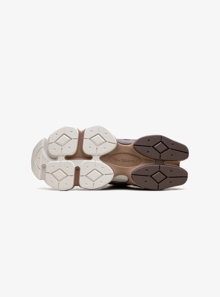 New Balance 9060 Earth Shadow Flat Taupe