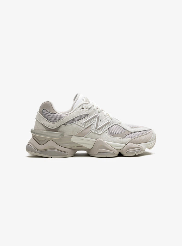 New Balance 9060 Grey Moonbeam
