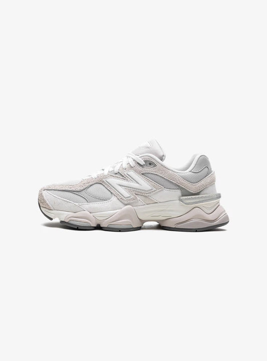 New Balance 9060 Grey