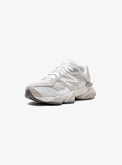 New Balance 9060 Grey