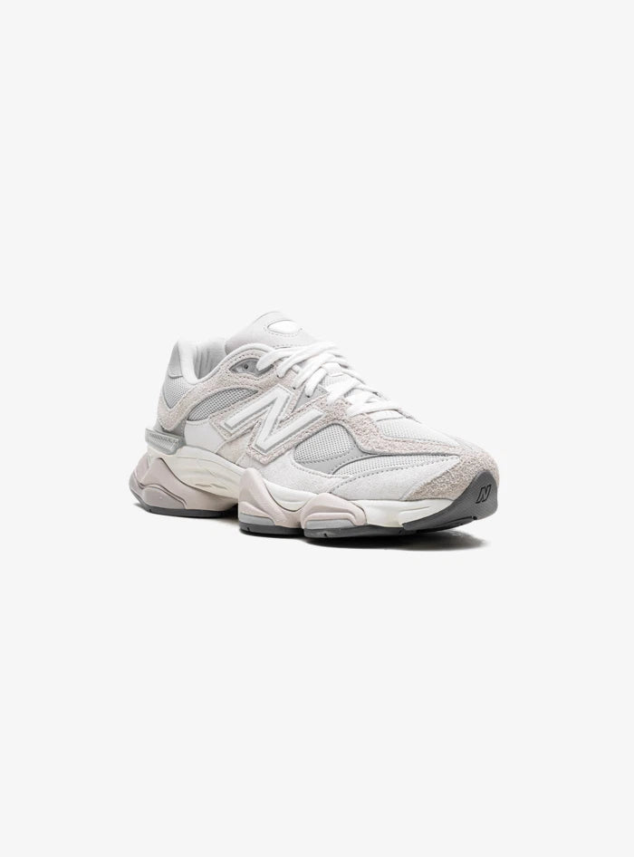 New Balance 9060 Grey