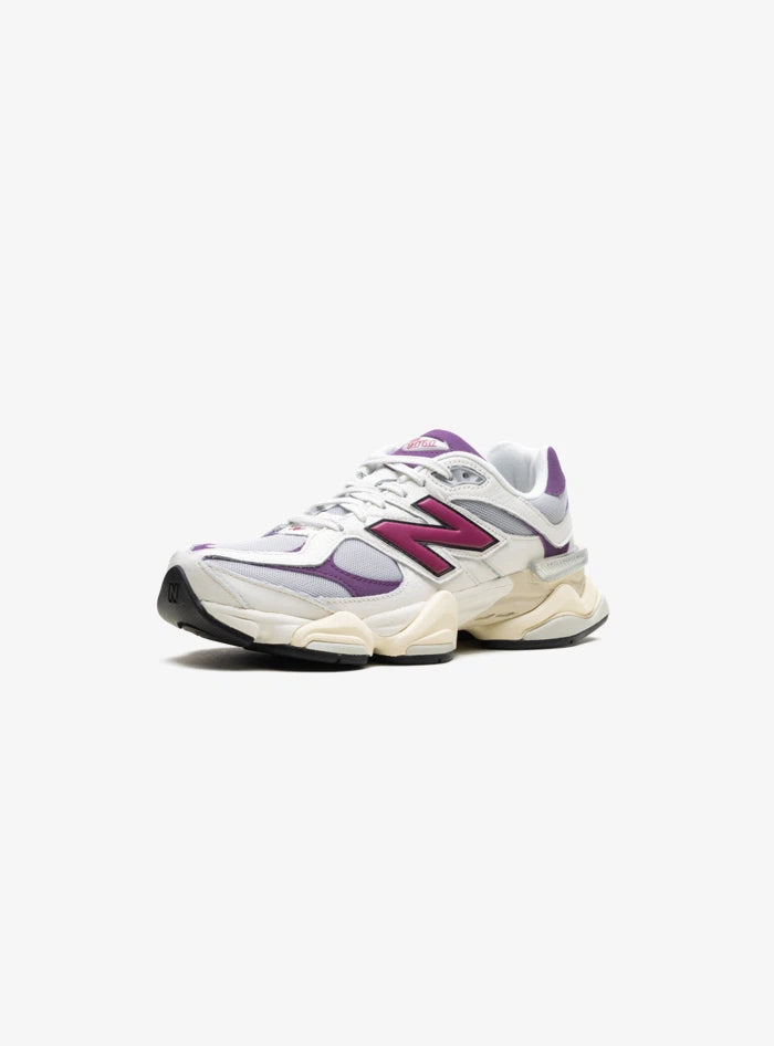 New Balance 9060 Magenta