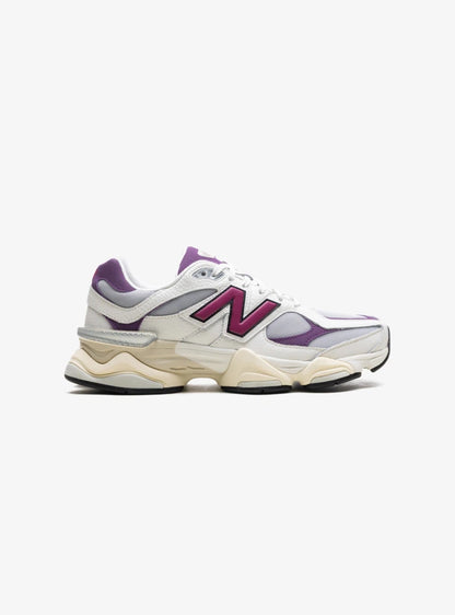 New Balance 9060 Magenta