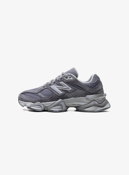 New Balance 9060 Magnet