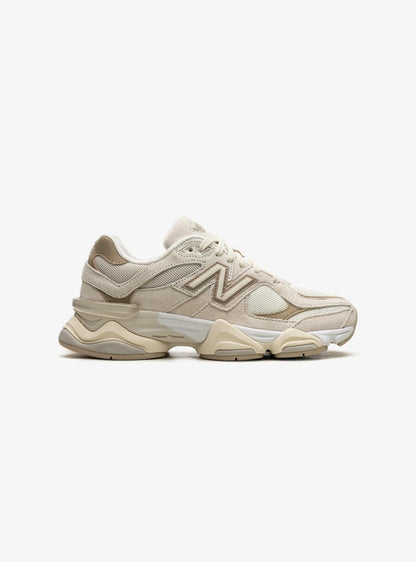 New Balance 9060 Sea Salt Brown