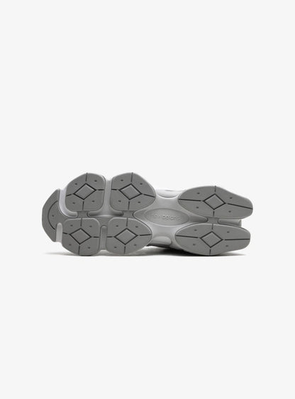 New Balance 9060 Silver Metallic Grey