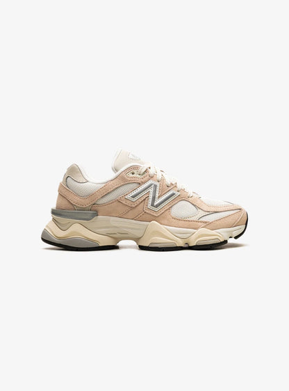 New Balance 9060 Vintage Rose