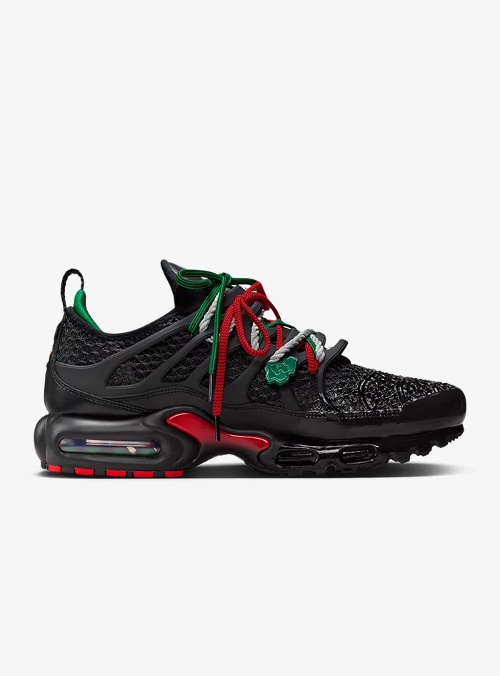 Nike Air Max Plus Homecoming Black