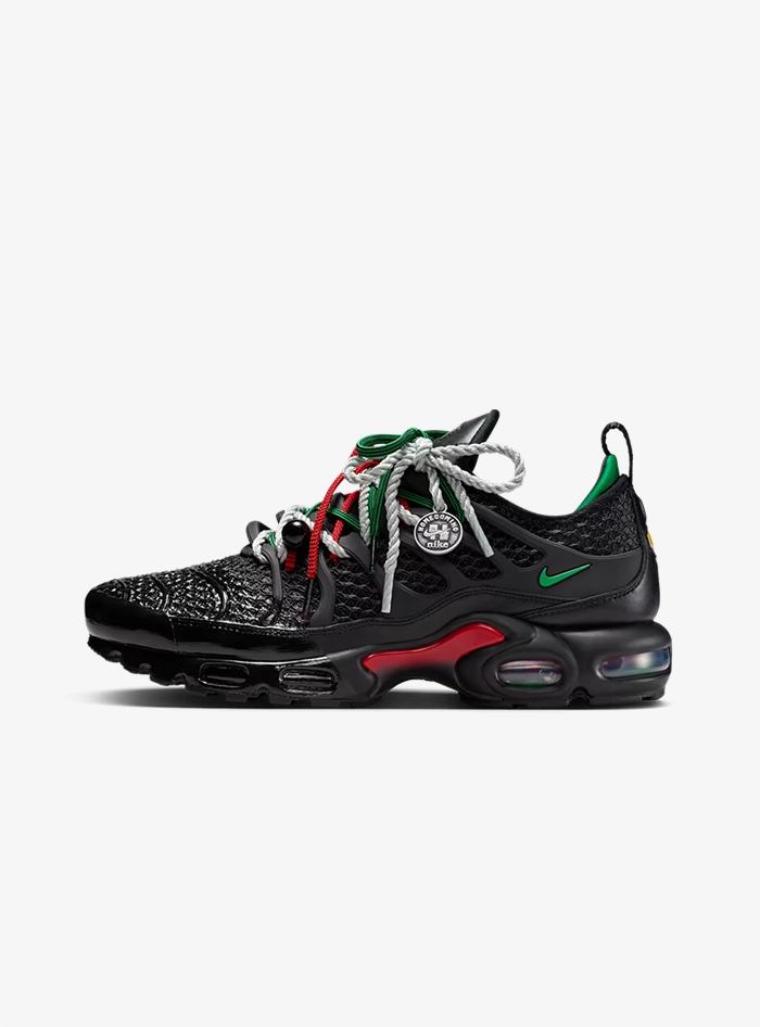 Nike Air Max Plus Homecoming Black