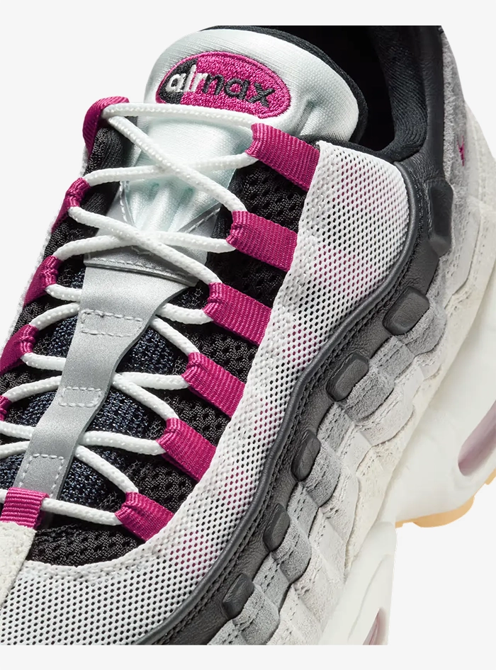 Nike SB Air Max 95 Summit White and Cactus Flower