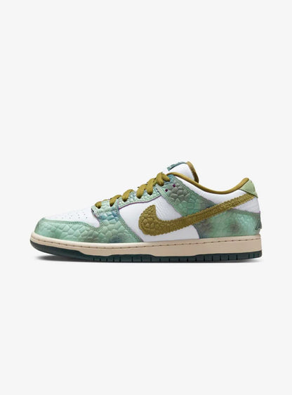 Nike SB Dunk Low Alexis Sablone Chameleon