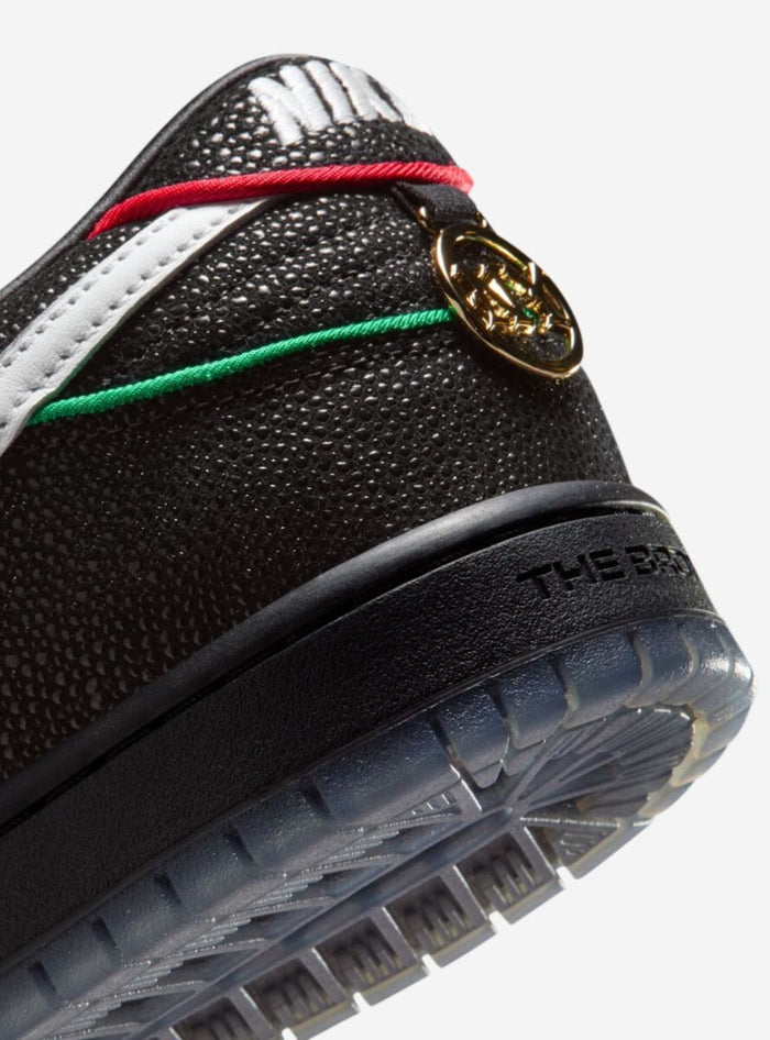 Nike SB Dunk Low Bronx Girls Skate