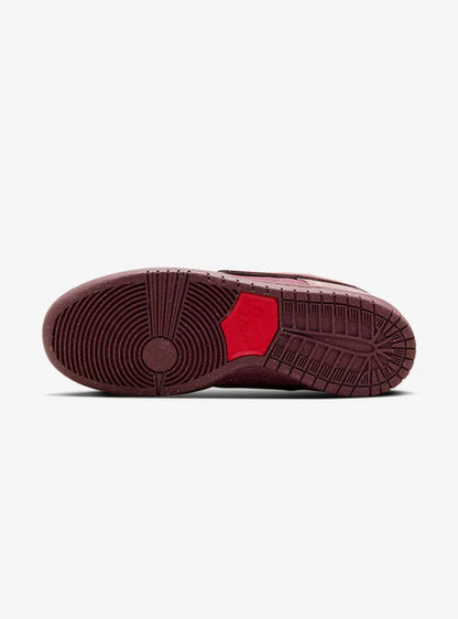 Nike SB Dunk Low City of Love Burgundy Crush