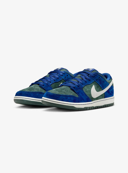 SB Dunk Low Deep Royal Blue
