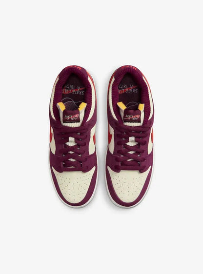 Nike SB Dunk Low Skate Like a Girl