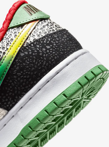 Nike SB Dunk Low What The Paul